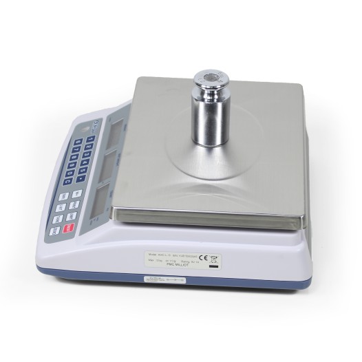 Balance compteuse ABDPRO. 3 afficheurs. Portée 15 kg, précision 0.5g.